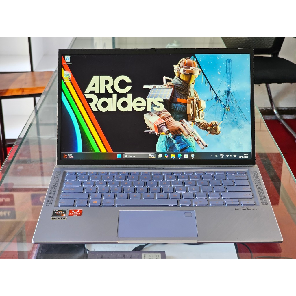 ASUS Zenbook 14 UM431DA AMD Ryzen 5 Ram 8 GB SSD 512 GB AMD Radeon Vega 2 GB Vram Ultra slim ringan 