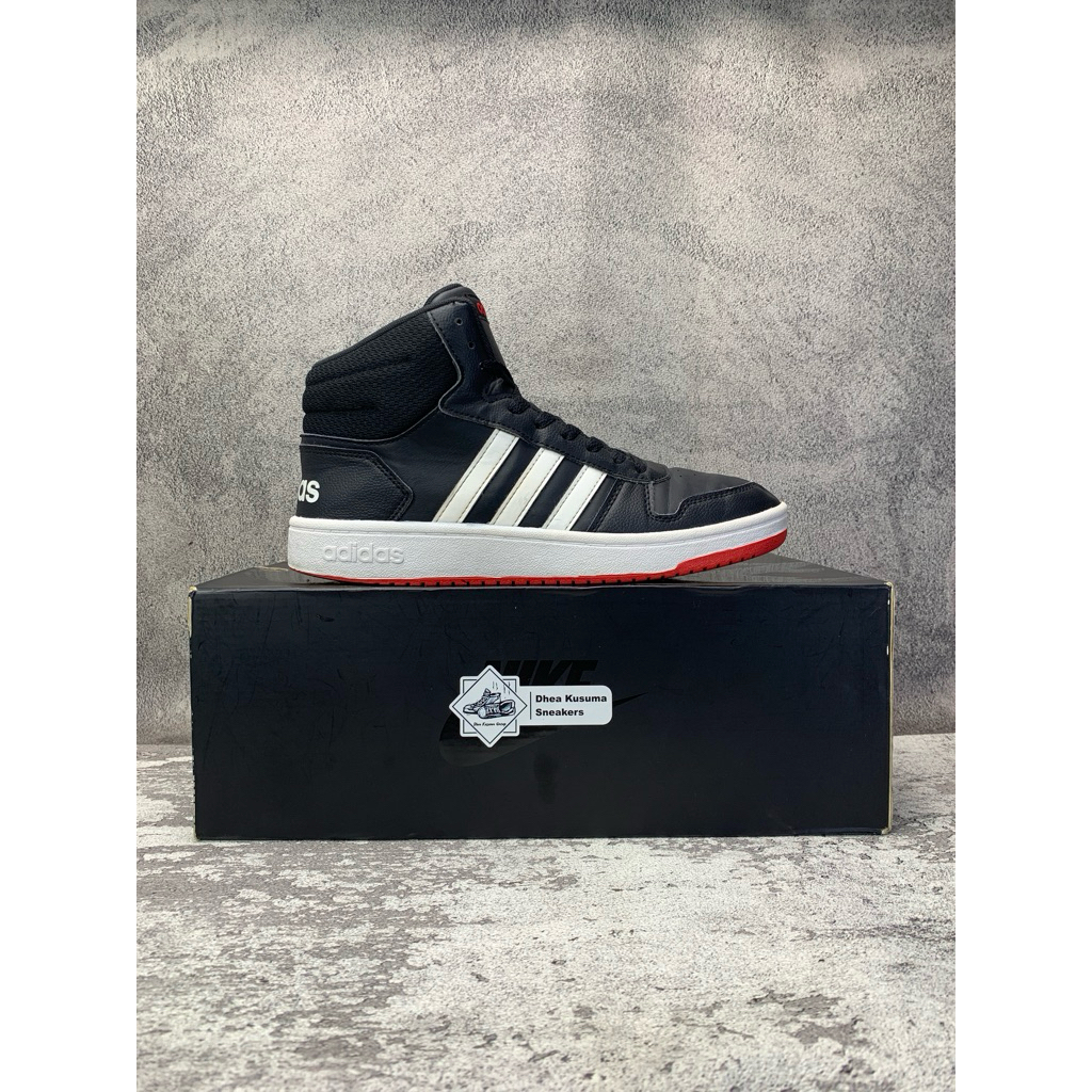 Sepatu Second  Adidas Hoops Mid Black White  Size 40 insole 25,5 cm  Original Guarantee 100%