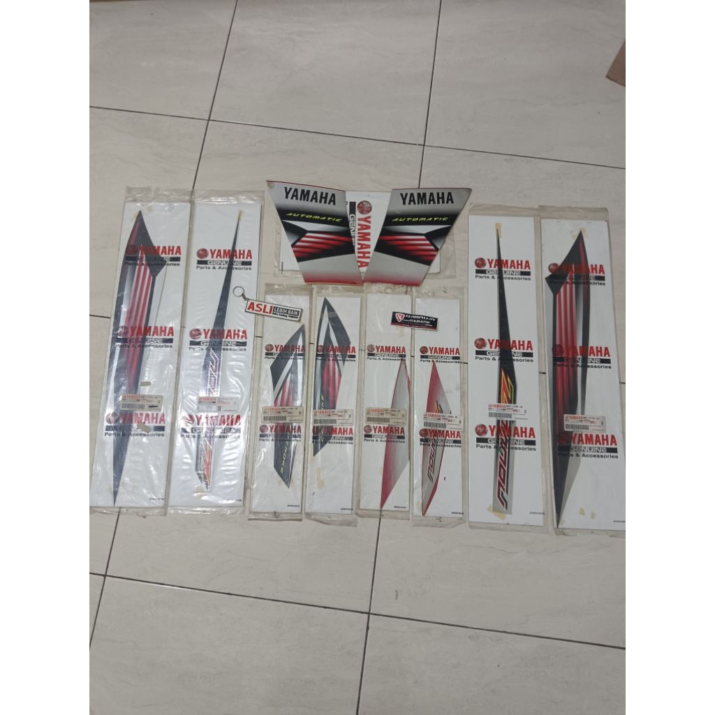 Striping Nouvo Z 2005 Merah Cabe Silver Original Fullpack
