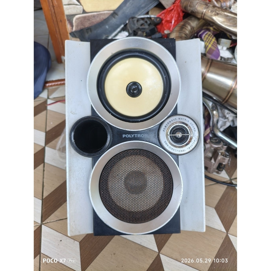 speaker pasif bekas mini compo polytron satu pcs bagian kanan aja