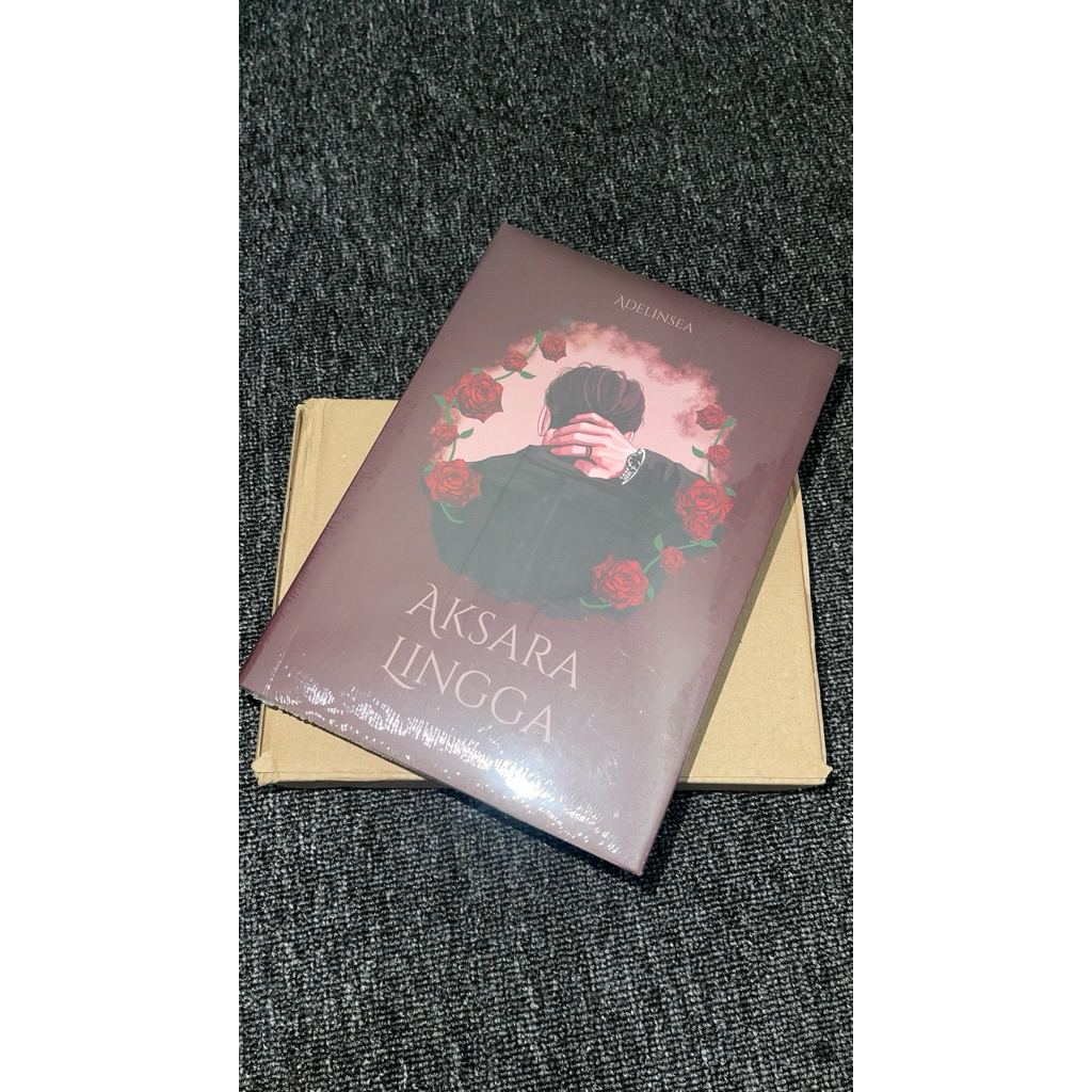 Novel aksara lingga HC segel