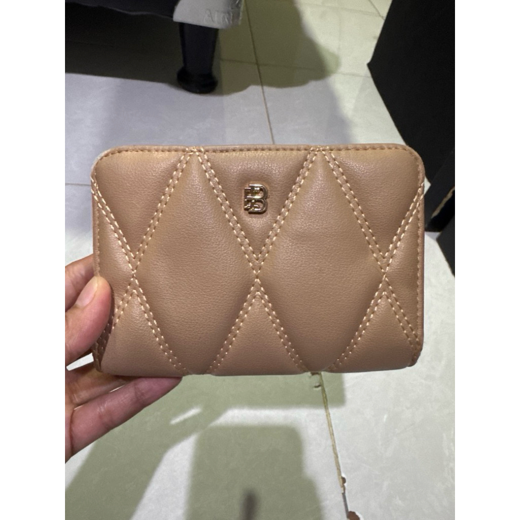 Preloved Dompet Everbest