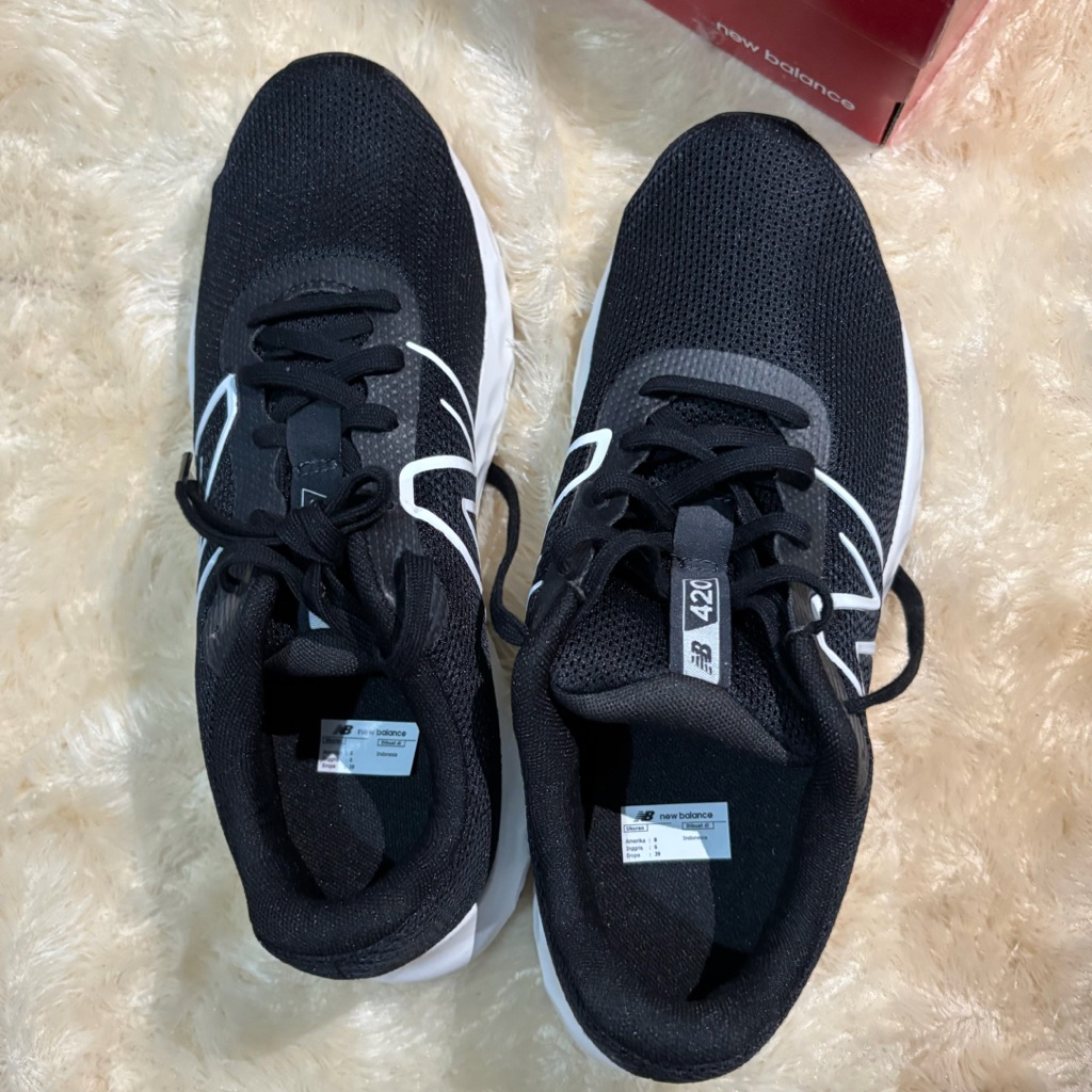 New Balance 420 Women's Running Shoes ORIGINAL