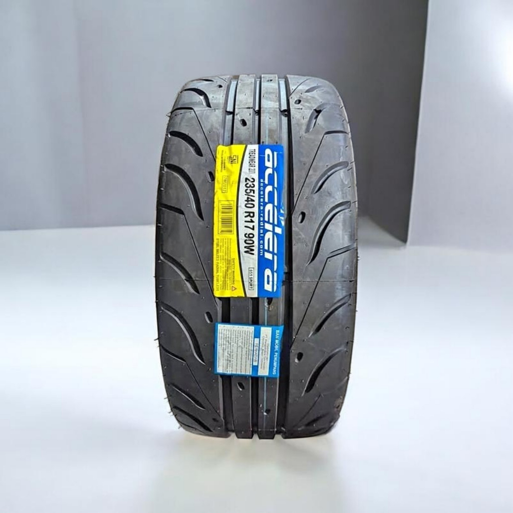 Ban Mobil Semi Slick 235/40 R17 Accelera 651 Sport / Ban Semi Slick R17