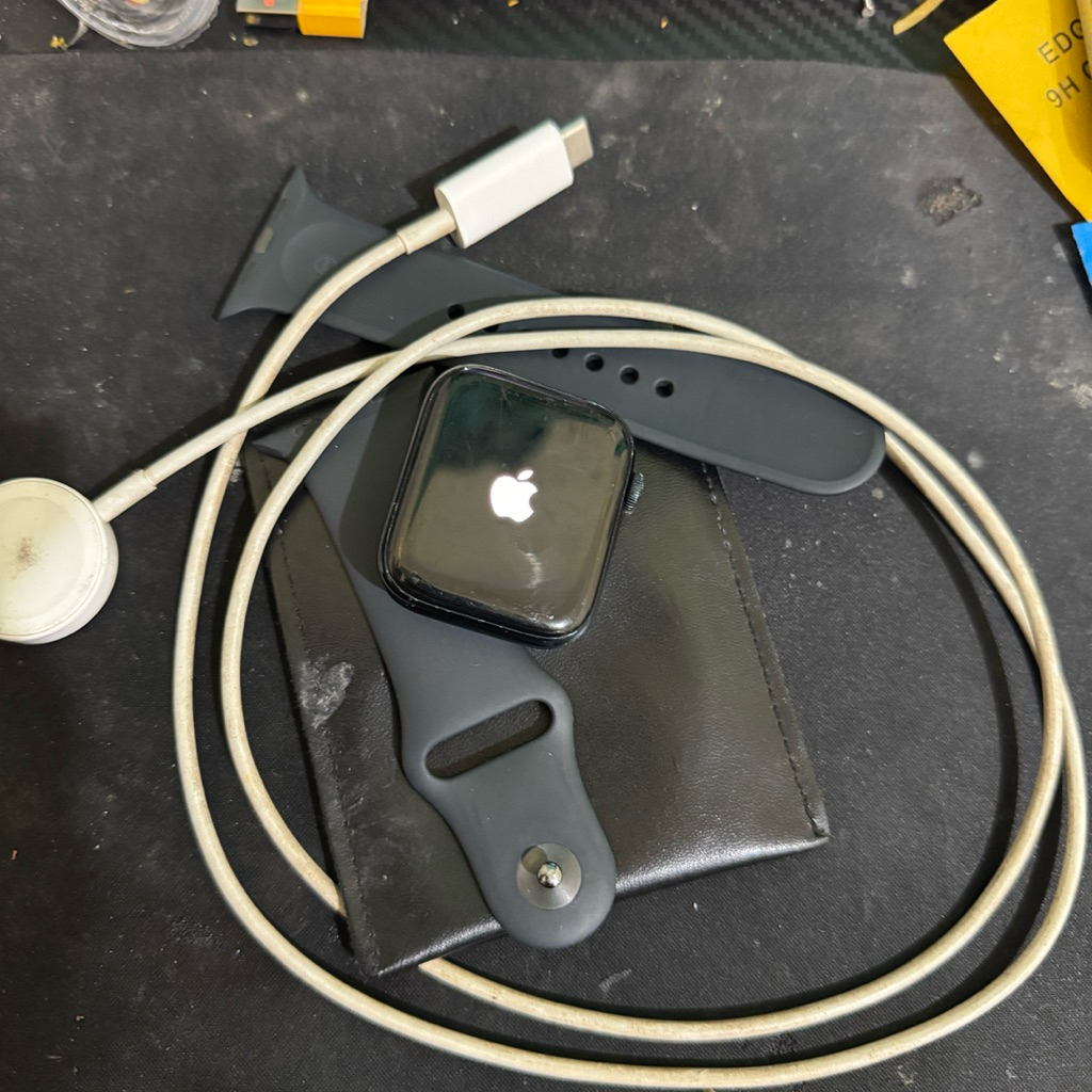 iWatch SE 2 A2723 L0ck Icloud - Full Original, Belum Pernah Bongkar