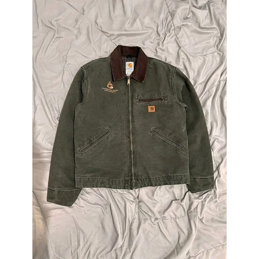 Carhartt Detroit Jacket J97 Mos // J97 Moss Green 2006.   UTAMAKAN BACA DESKRIPSI