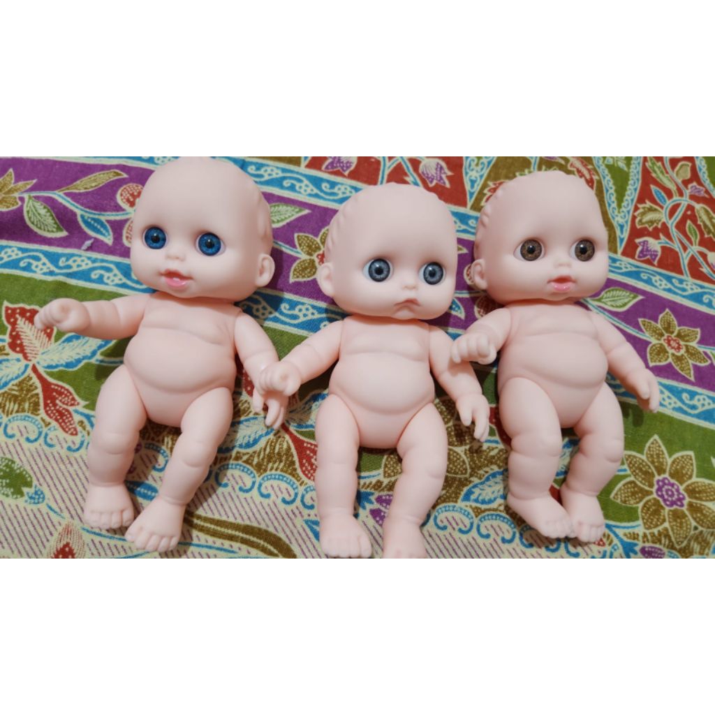 Boneka 5 in kosongan