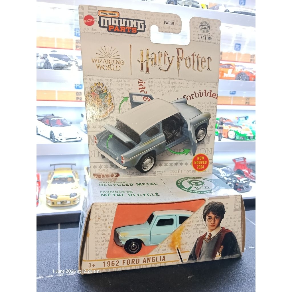 MATCHBOX MOVING PART 1962 FORD ANGLIA HARRY POTTER
