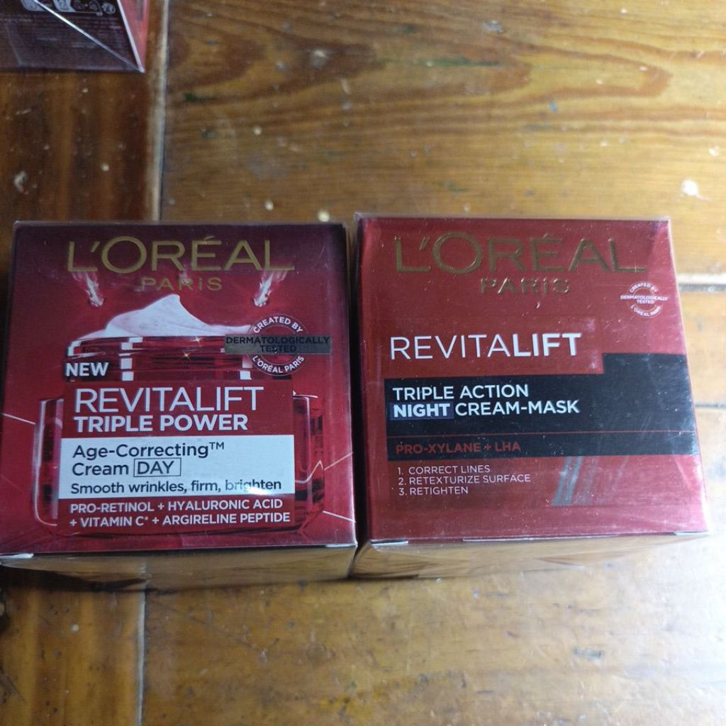 L'Oreal Paris Revitalift triple action day n night cream 50ml