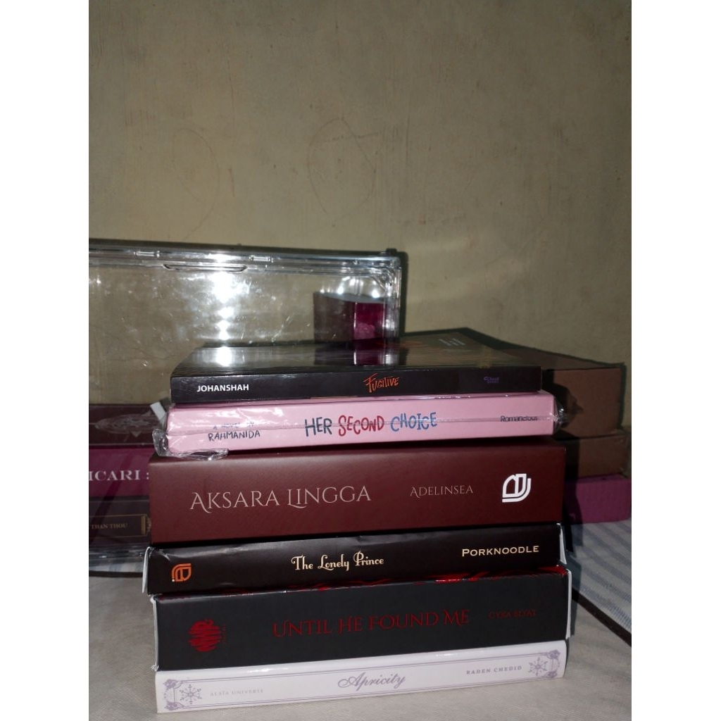 novel Aksara lingga sealed (cek deskripsi)