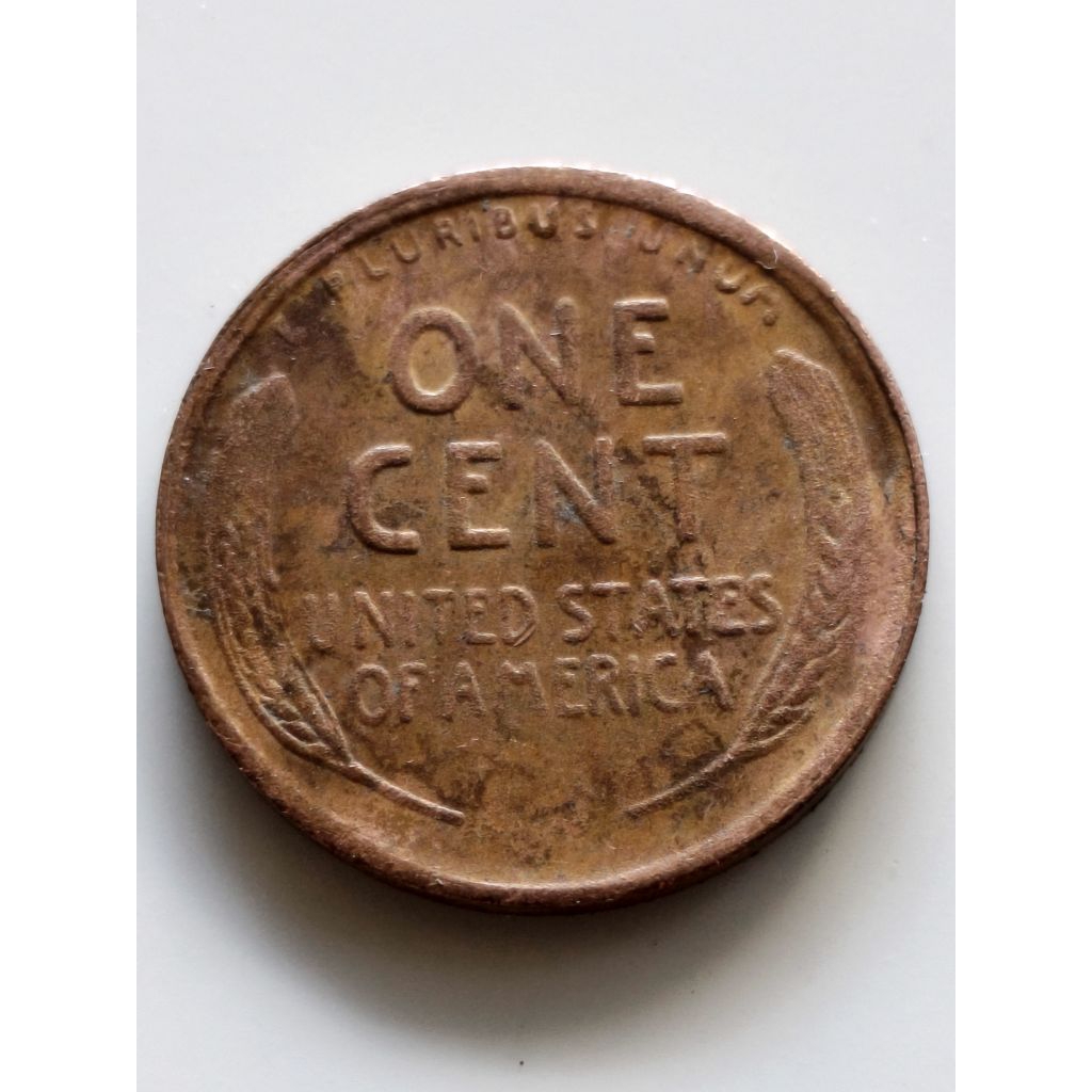 koleksi kecil koin tahun 1943