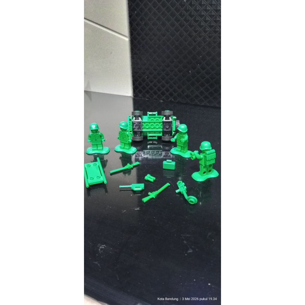 Lego toys story army