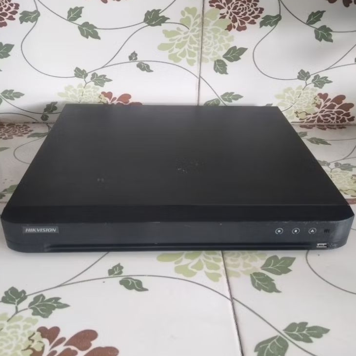 DVR 32 CH HIKVISION DS-7232HGHI-K2