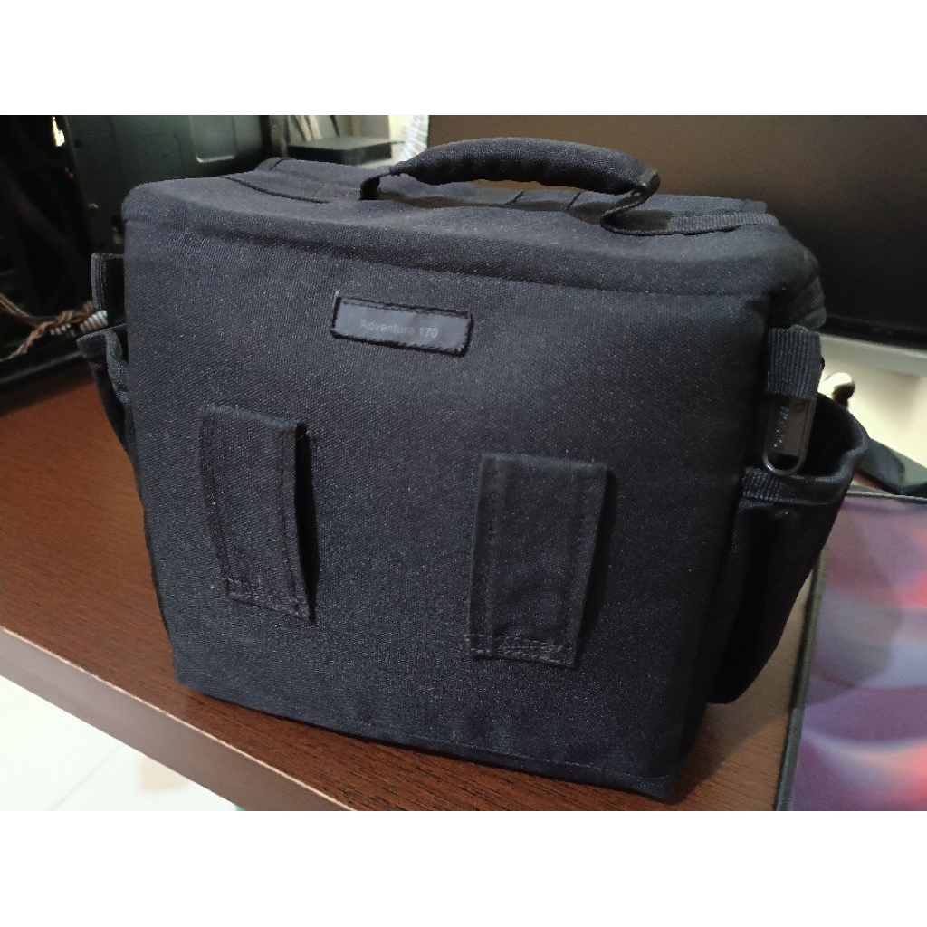 Tas Camera LowePro Adventura 170