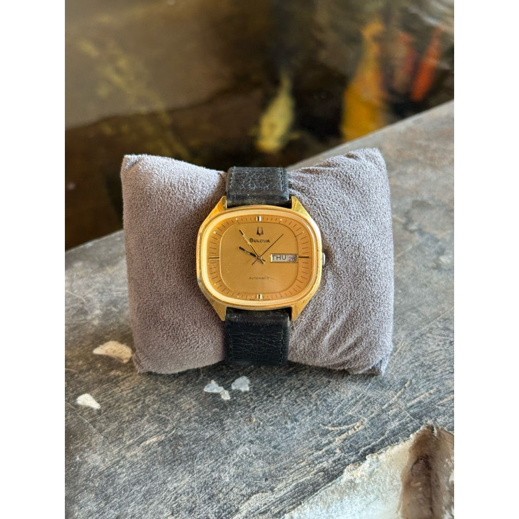 Bulova Vintage Automatic Gold Jam Tangan Bekas Original