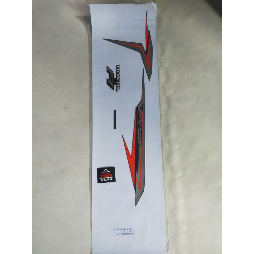 Stiker Bodi KANAN vario125 K60 871X0K60B20ZAR ORIGINAL AHM