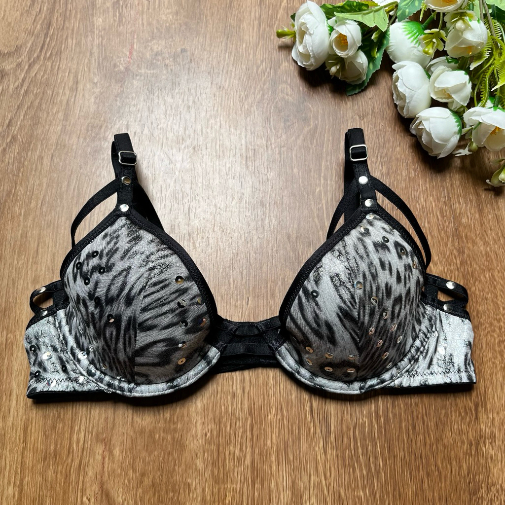 BRANDED BRA BERKAWAT BUSA TIPIS SIZE 34B B75 32C C70 32D BRA EROPA