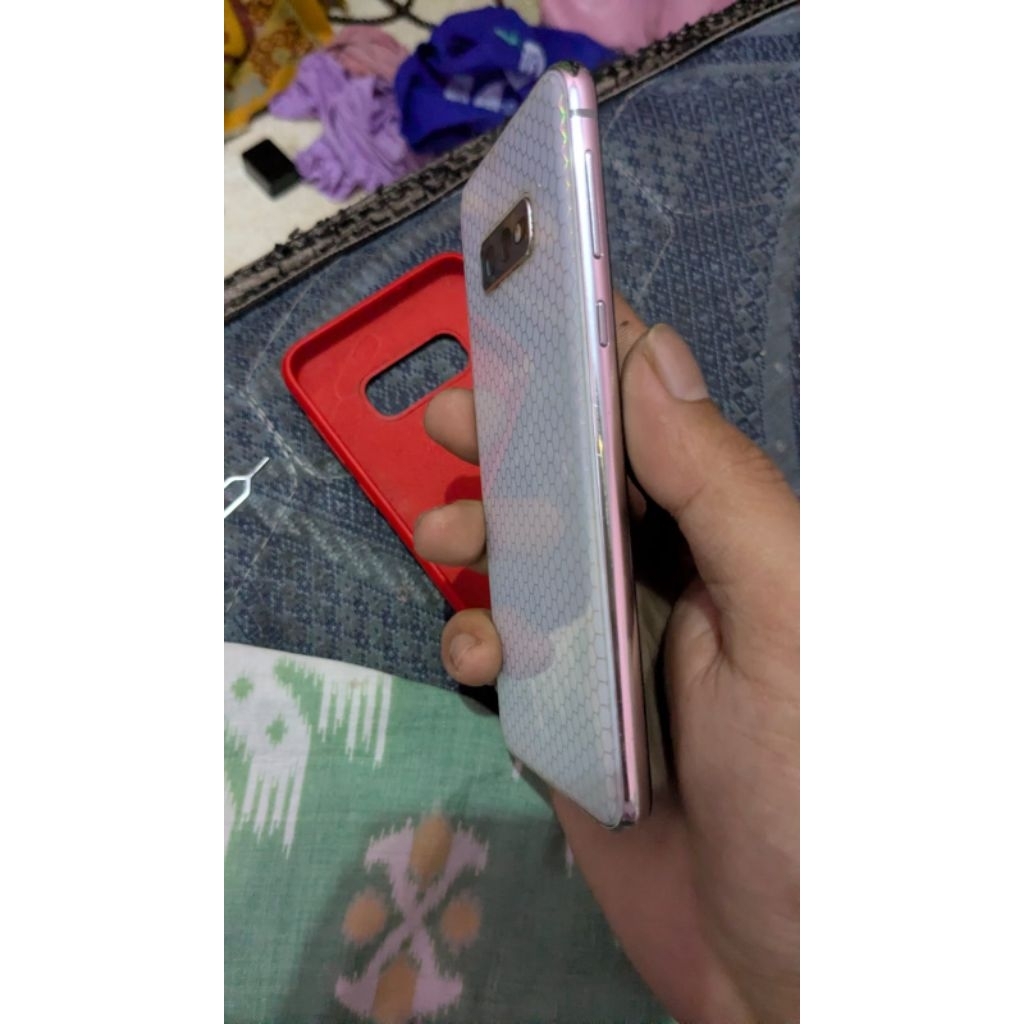 Samsung S10e Second