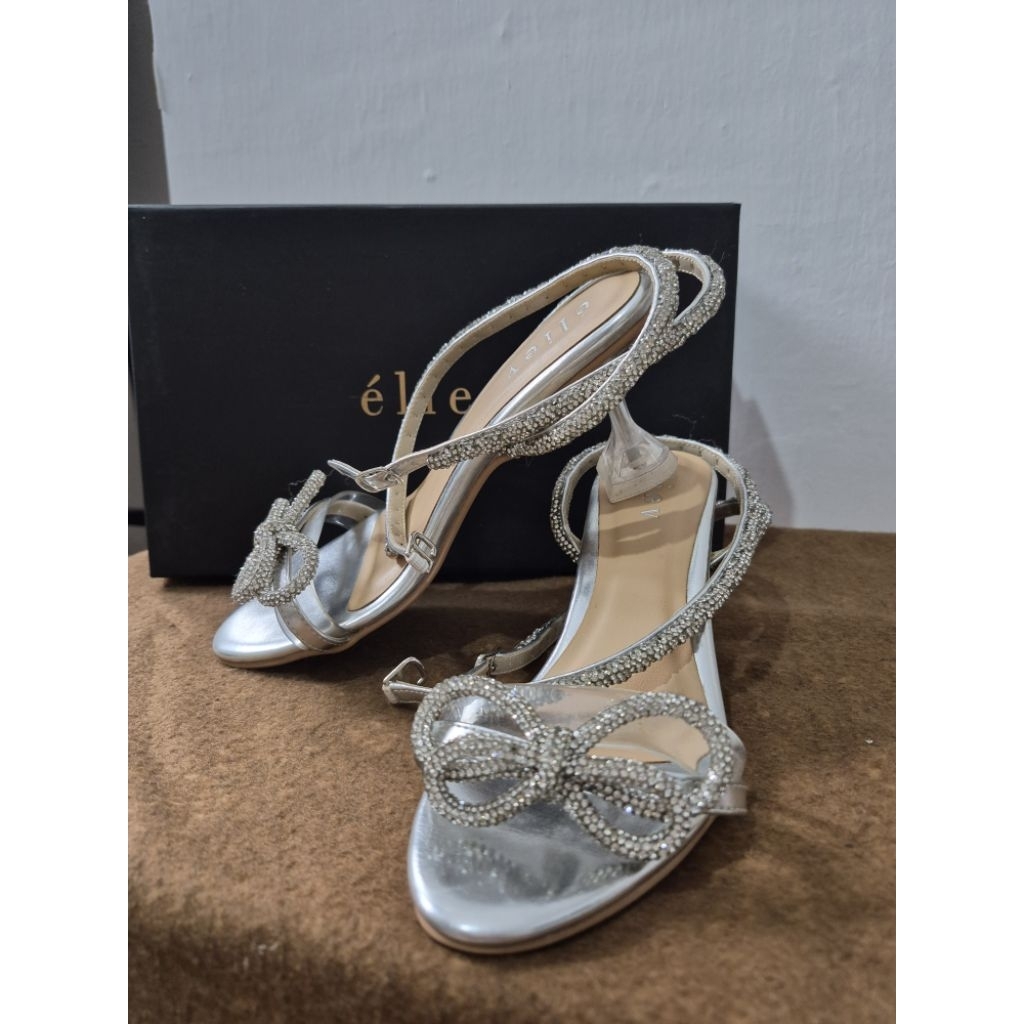 heels eliev preloved