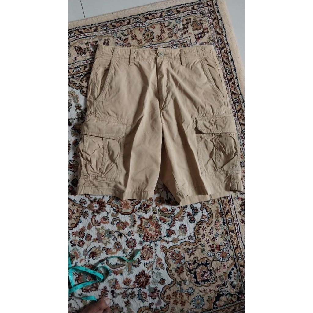 celana pendek cargo uniqlo