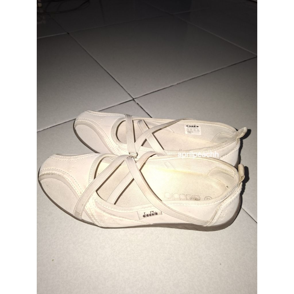 PRELOVED diadora purlie ballerina grey