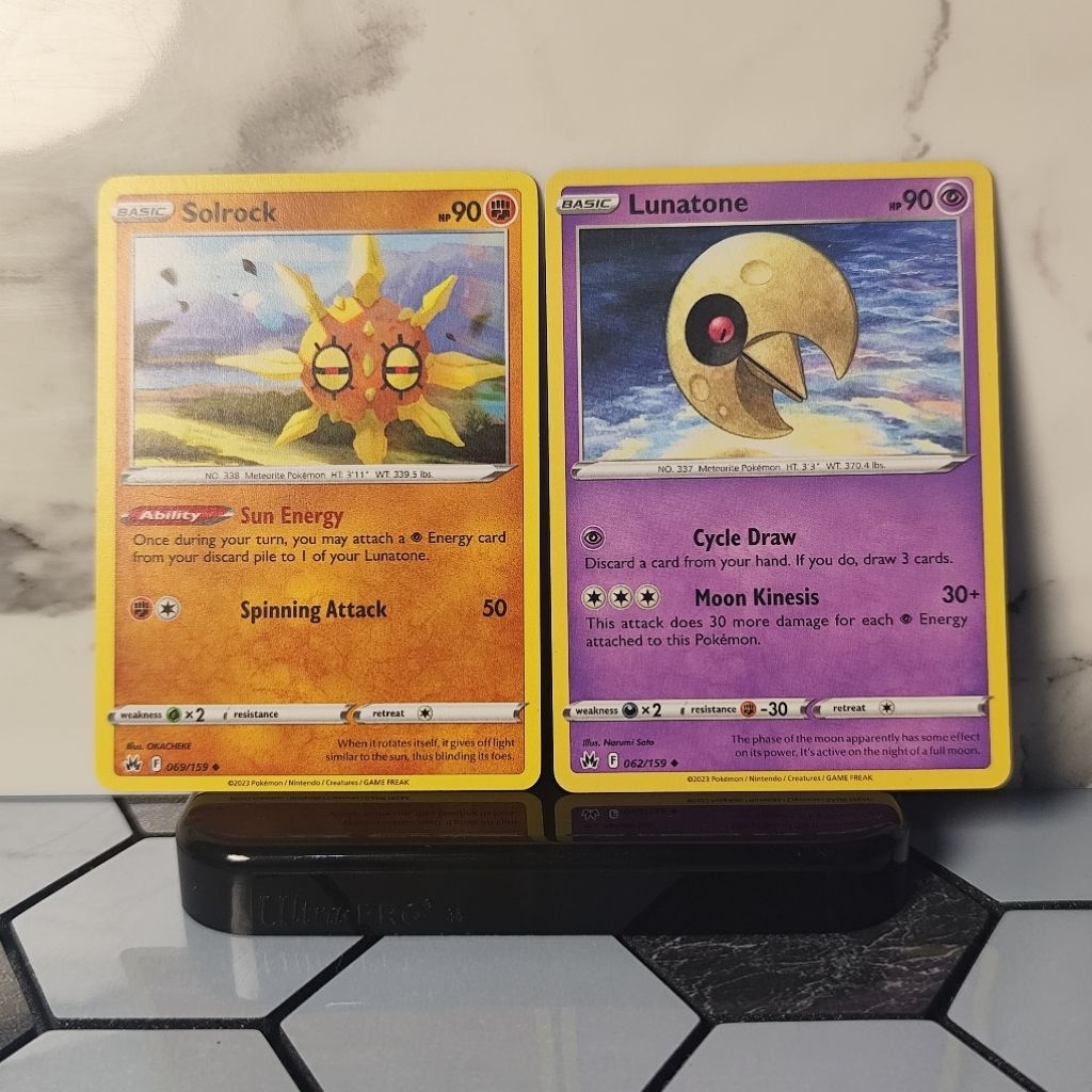 KARTU POKEMON SOLROCK & LUNATONE