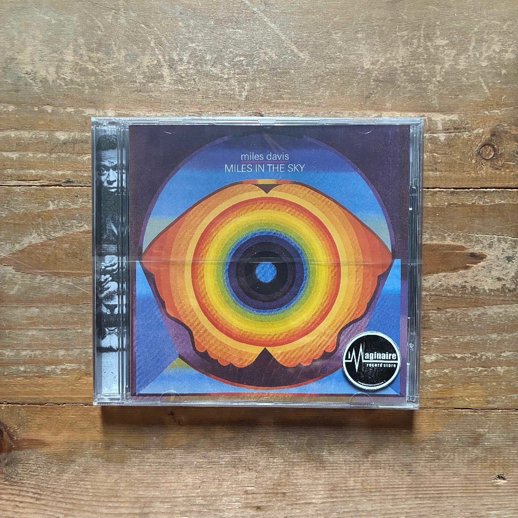 CD Impor Miles Davis - Miles In The Sky Import CD Original