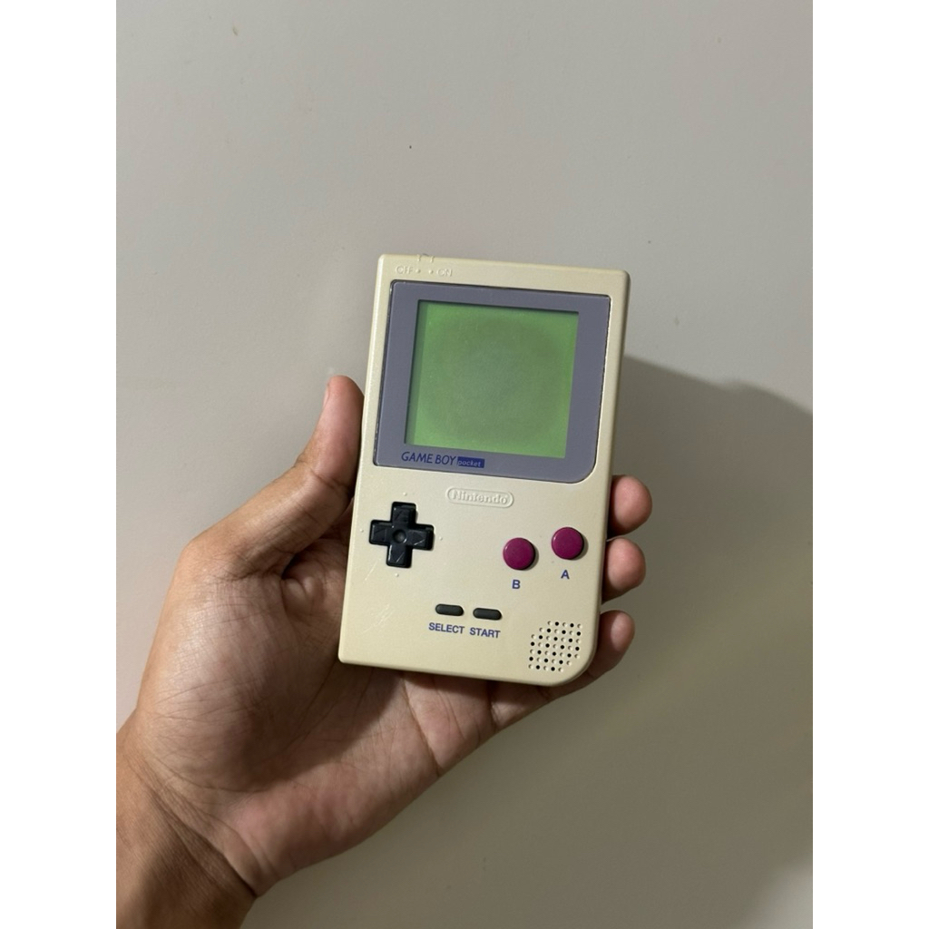 Nintendo Gameboy Pocket Limited edition DMG rare