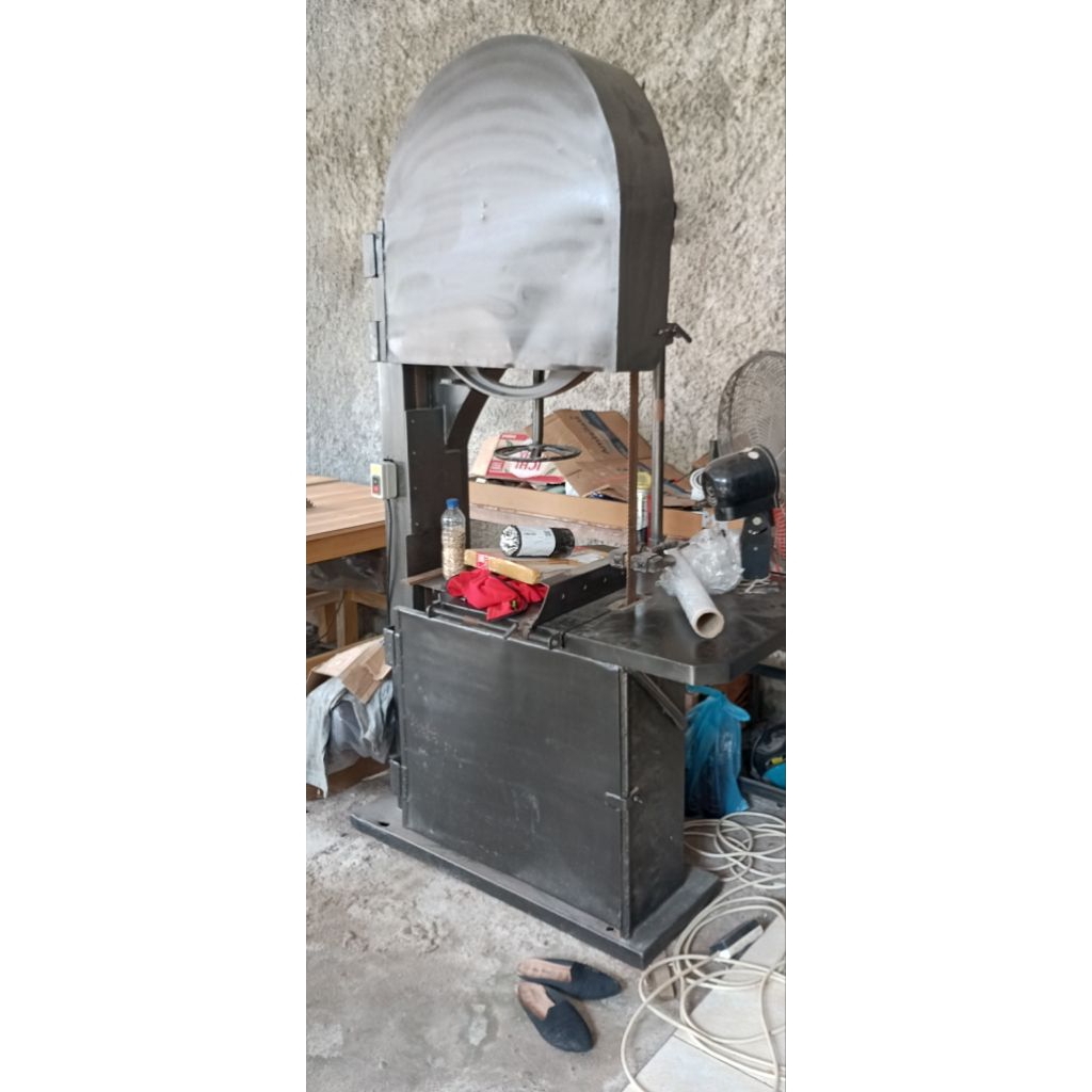 Mesin Bandsaw Kayu