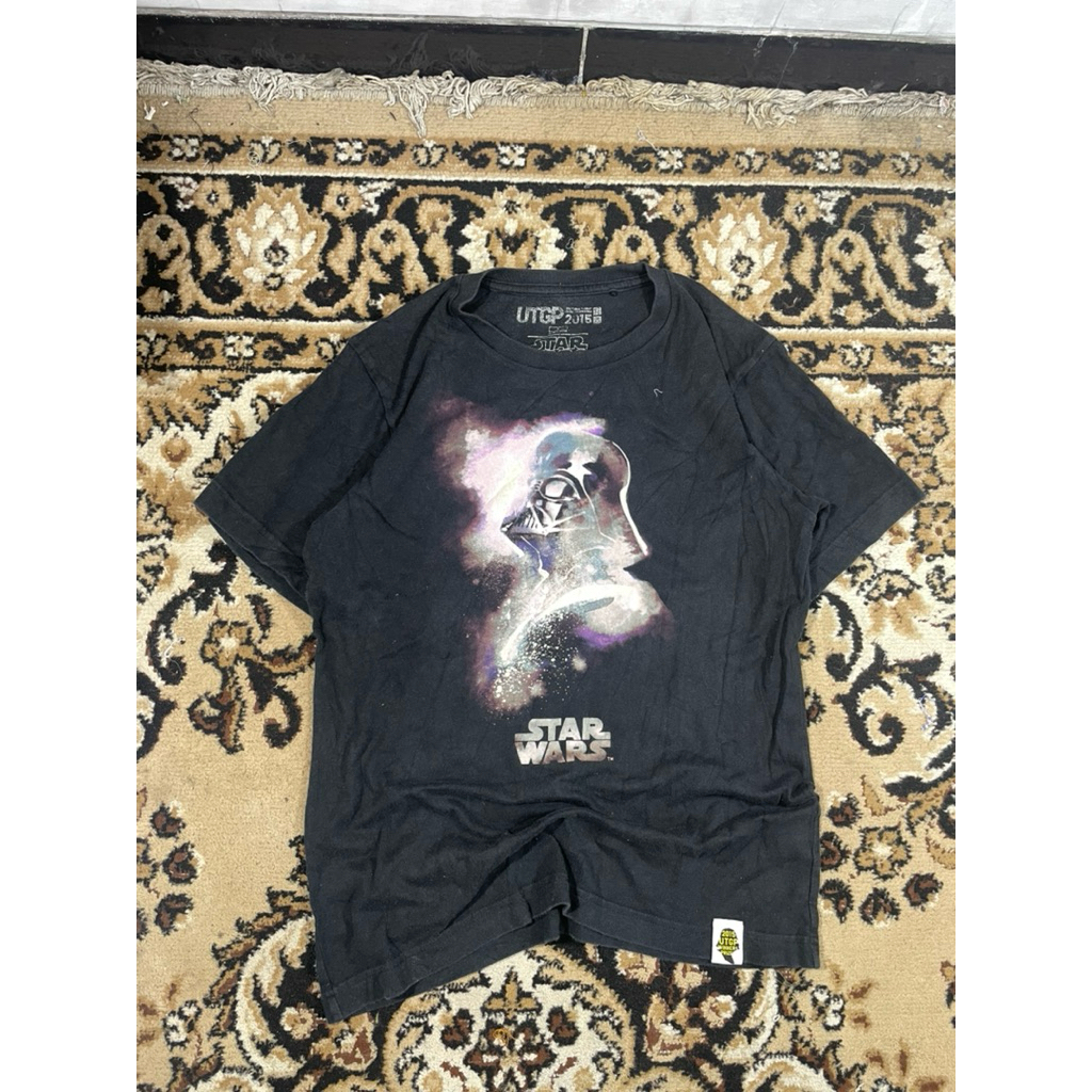 tshirt uniqlo