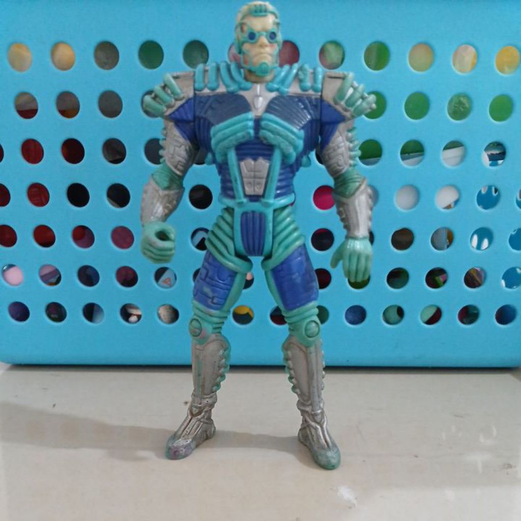 1997 MR FREEZE Kenner Preloved