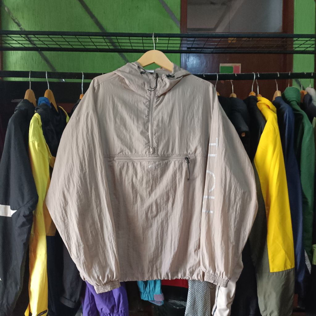 fila pocketable running jacket XL