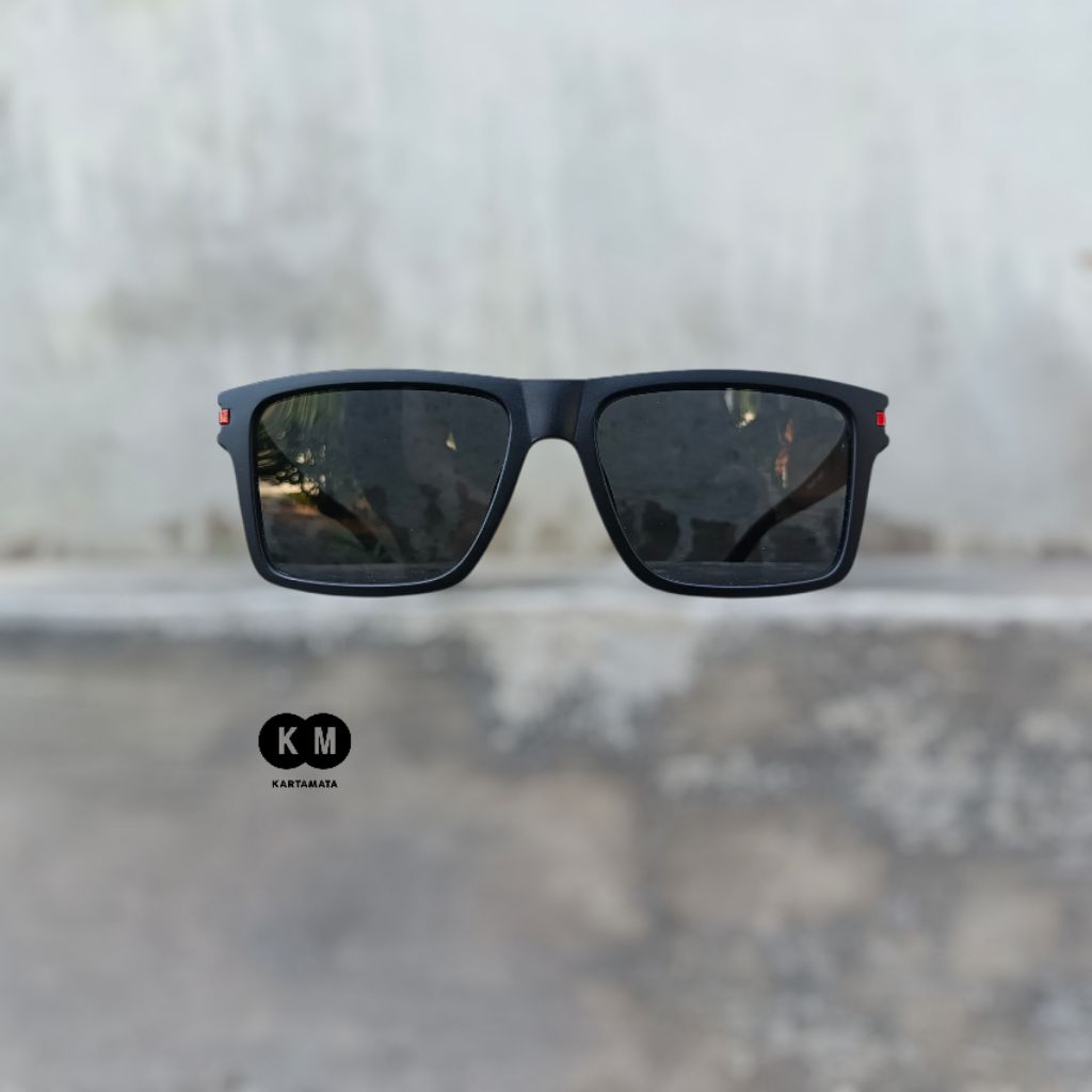 Kacamata pria fashion kotak