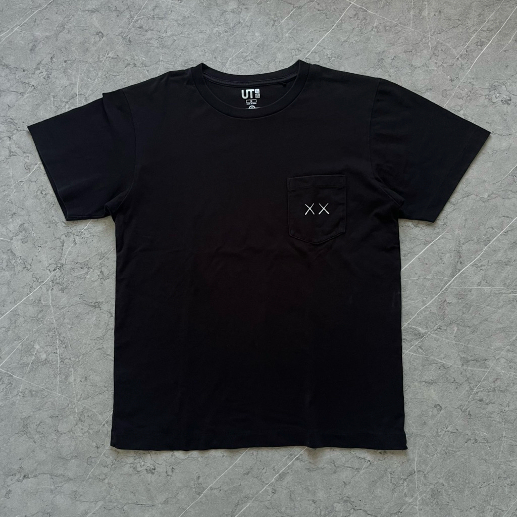 KAOS UNIQLO x KAWS POCKET SECOND