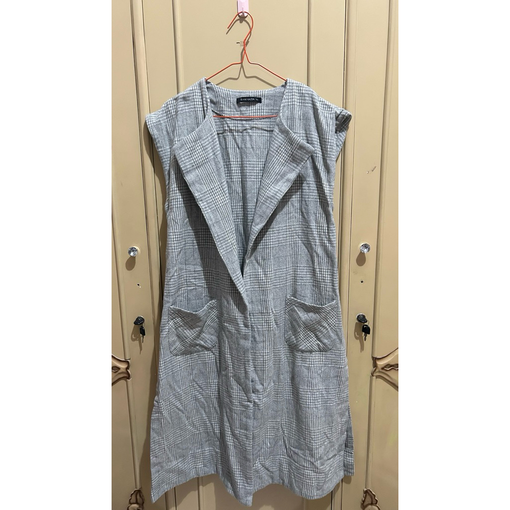 Preloved Outer Vest Rani Hatta All Size