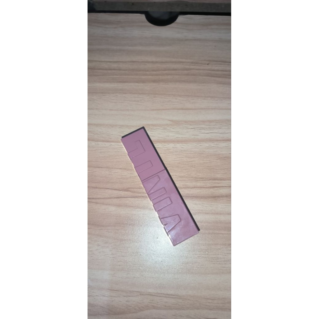 maybelline vinyl ink shade cheeky 35