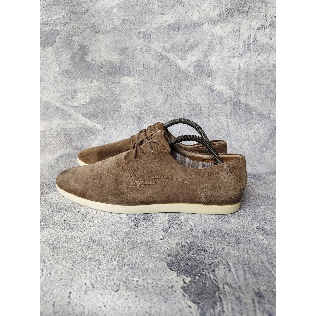SEPATU CLARKS "NEWELL EDGE BEIGE" SECOND ORIGINAL LIKE NEW