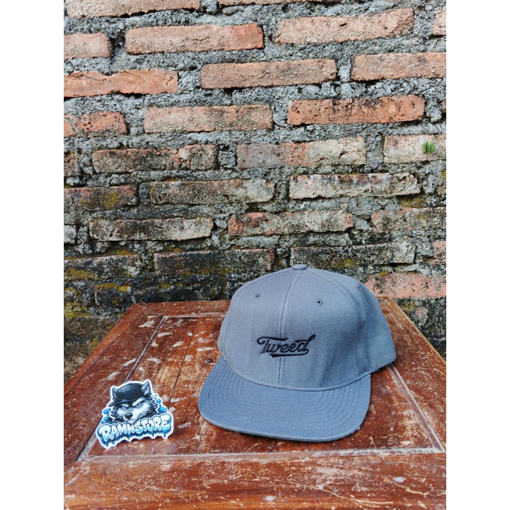 topi yupoong vintage