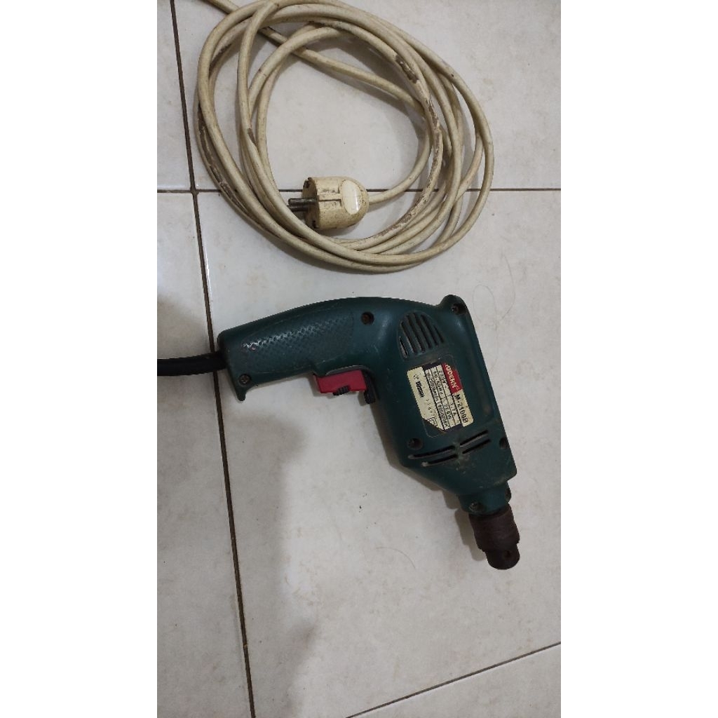 Bor modern m2300b bolak balik kondisi bekas bagus suara halus