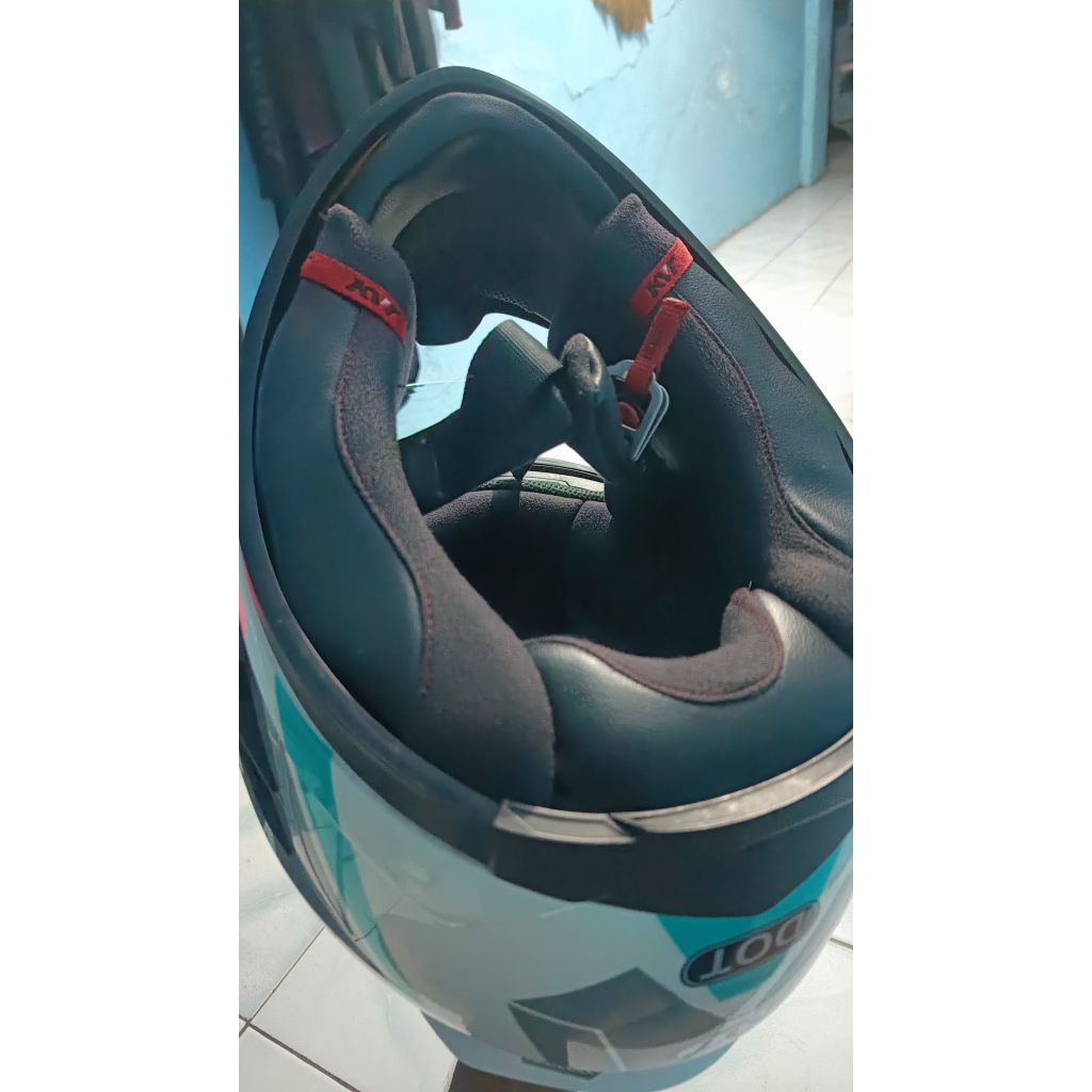 Helm Second KYT Falcon FR