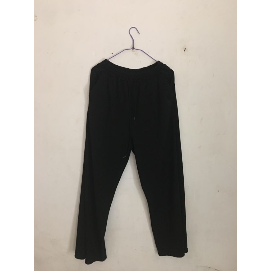 PRELOVED CELANA LOOSE PANTS BABYTERRY ORO PANTS YEONA