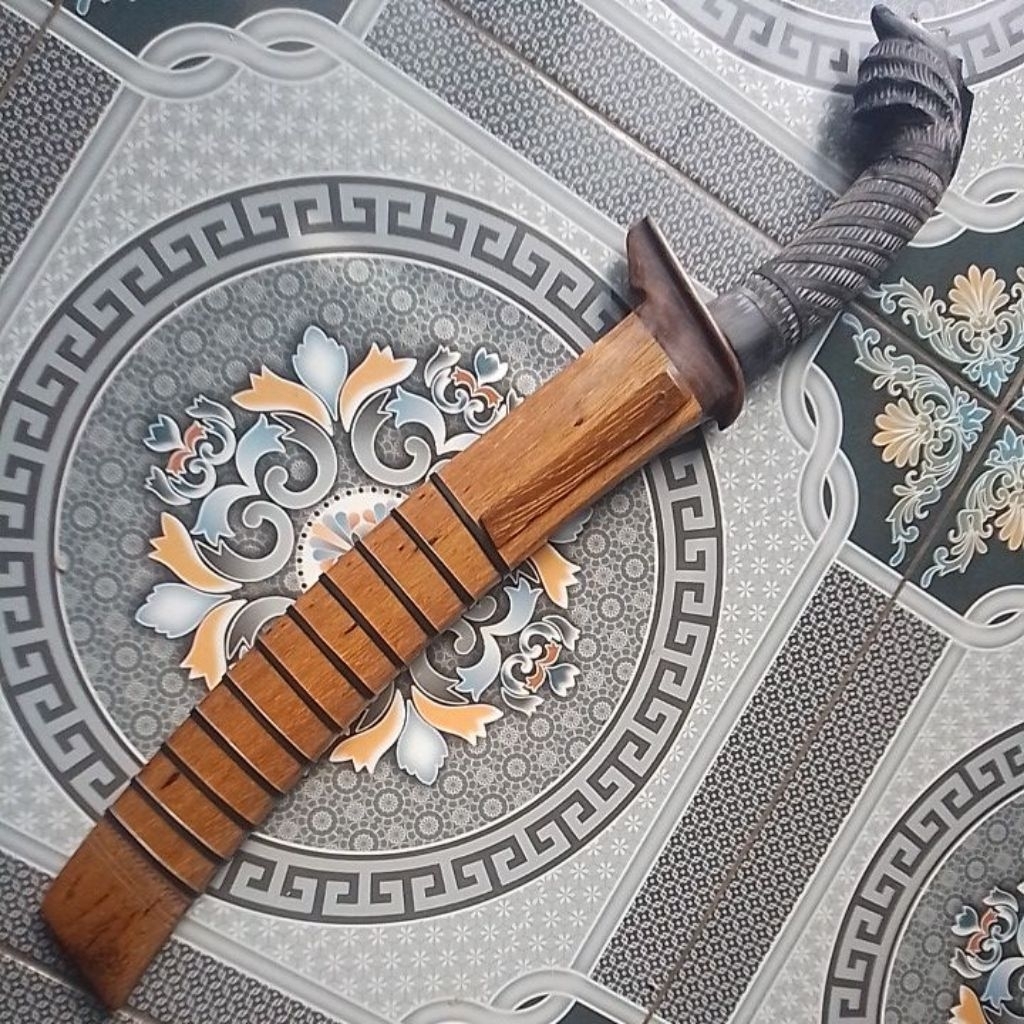 Gagang tanduk togog baja per ,30cm sarung kayu