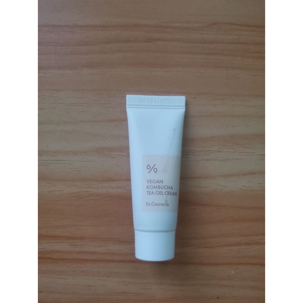 [New] Dr. CEURACLE Vegan Kombucha Tea Gel Cream 15ml