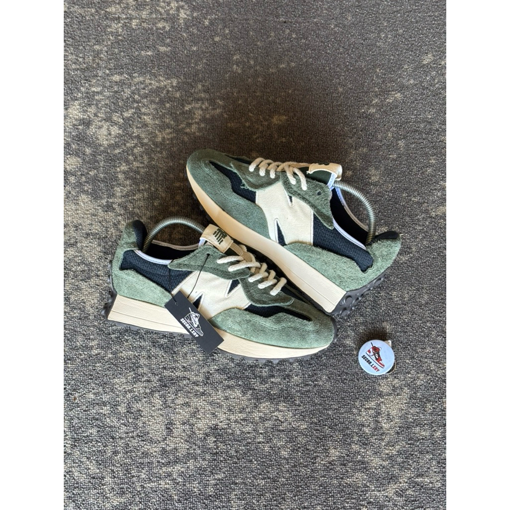 NB 327 Midnight Green Outhespace