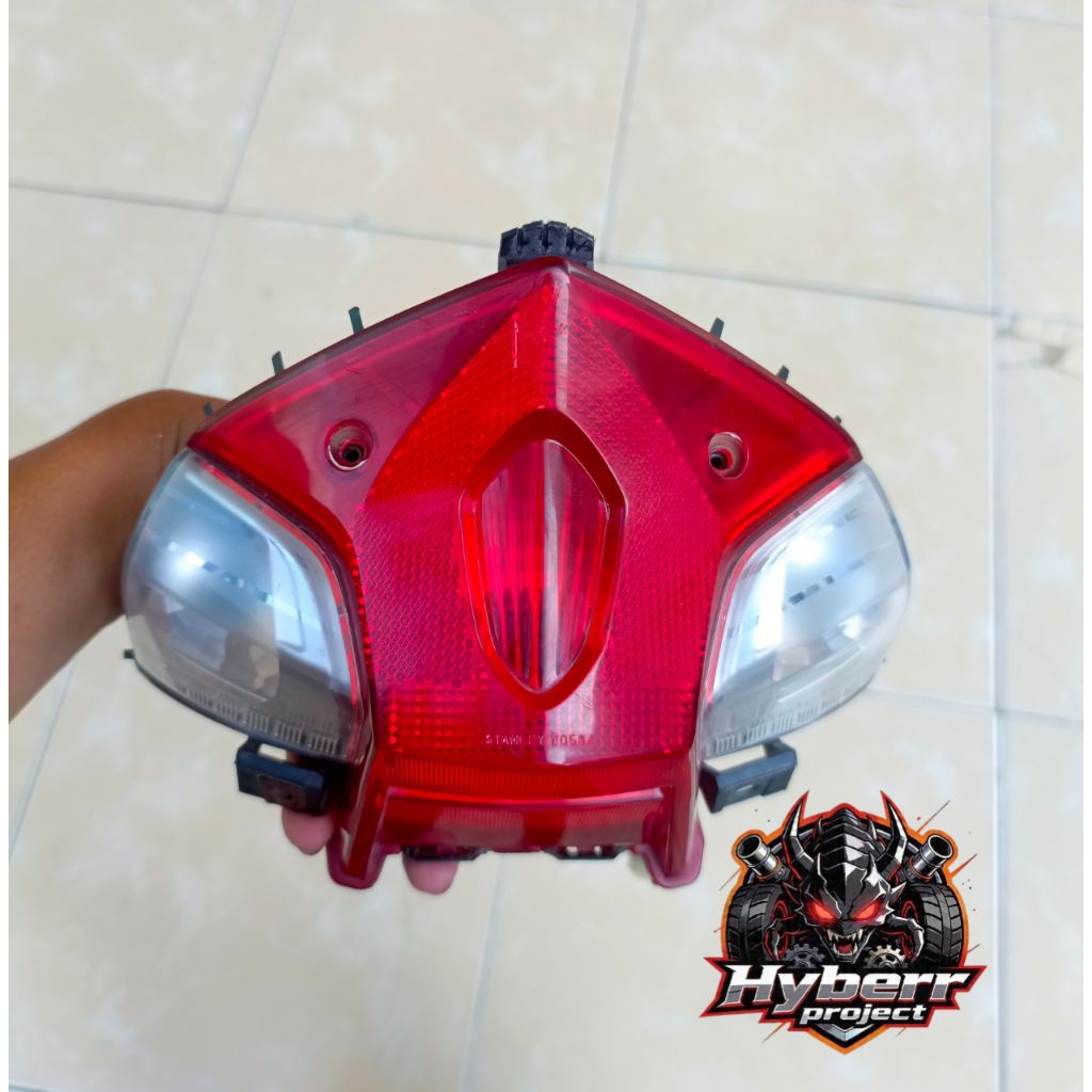 Stoplamp Lampu belakang Yamaha Vega force fi Injeksi Original