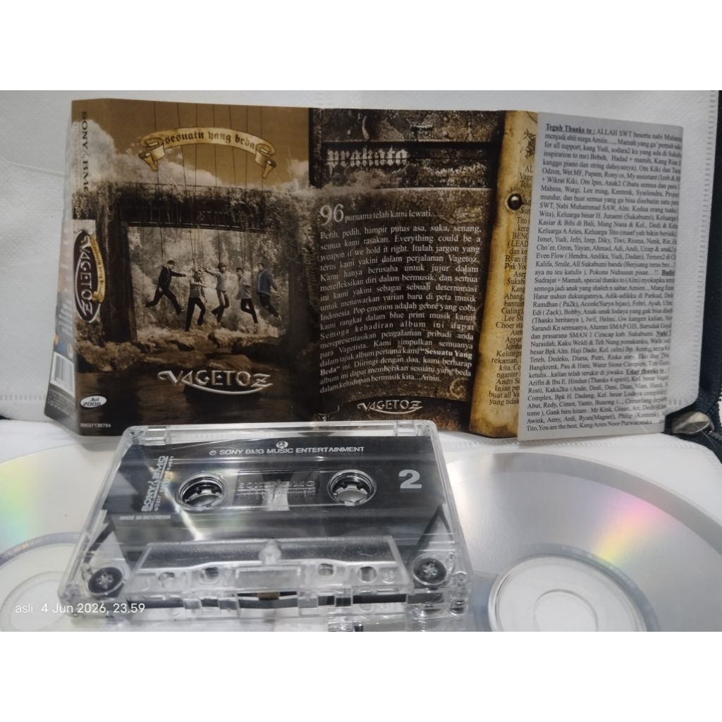 kaset pita Vagetoz ( sesuatu yang beda)