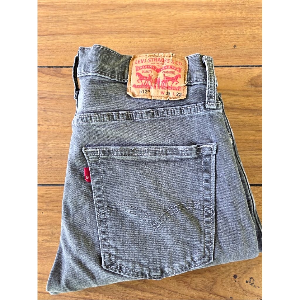 Celana Jeans bekas LeVi's Original type 512