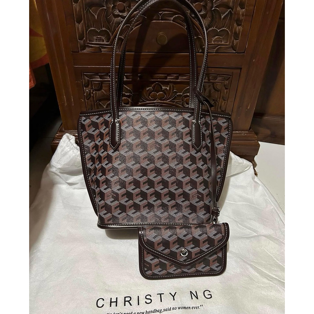[PRELOVED] TAS CRISTY NG