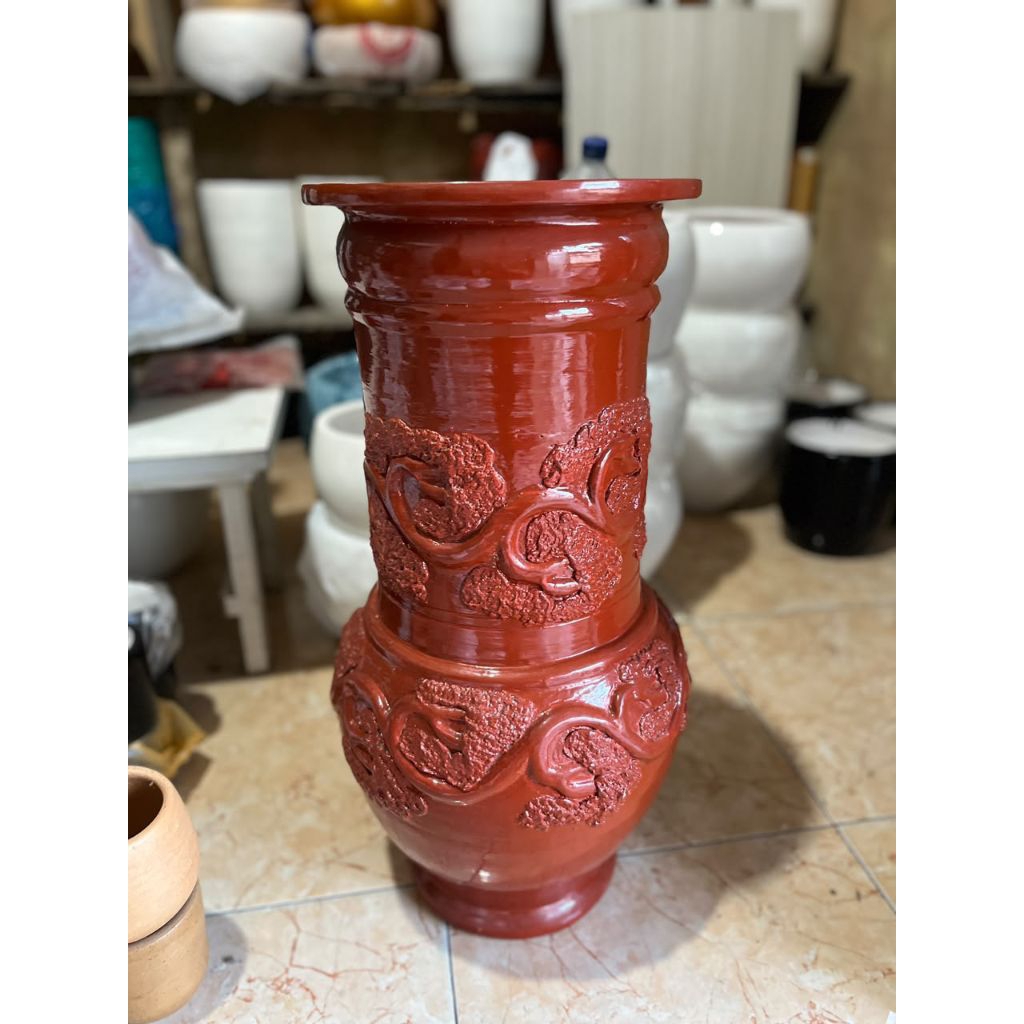 Vas Ukir Nusantara | Pajangan Gerabah | Guci Gerabah | Pot Gerabah Tinggi 60cm | Pot Tanah Liat