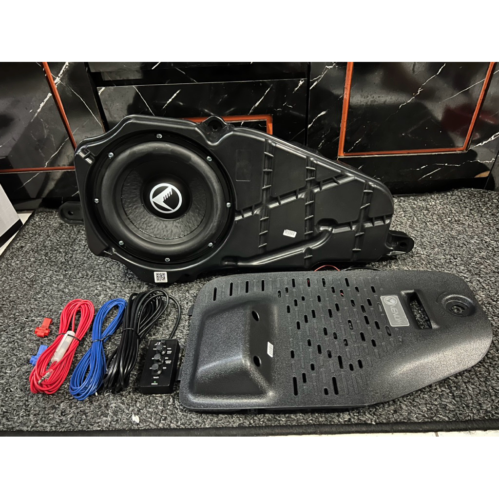 SUBWOOFER OEM VENOM INNOVA 16-25 8INCH